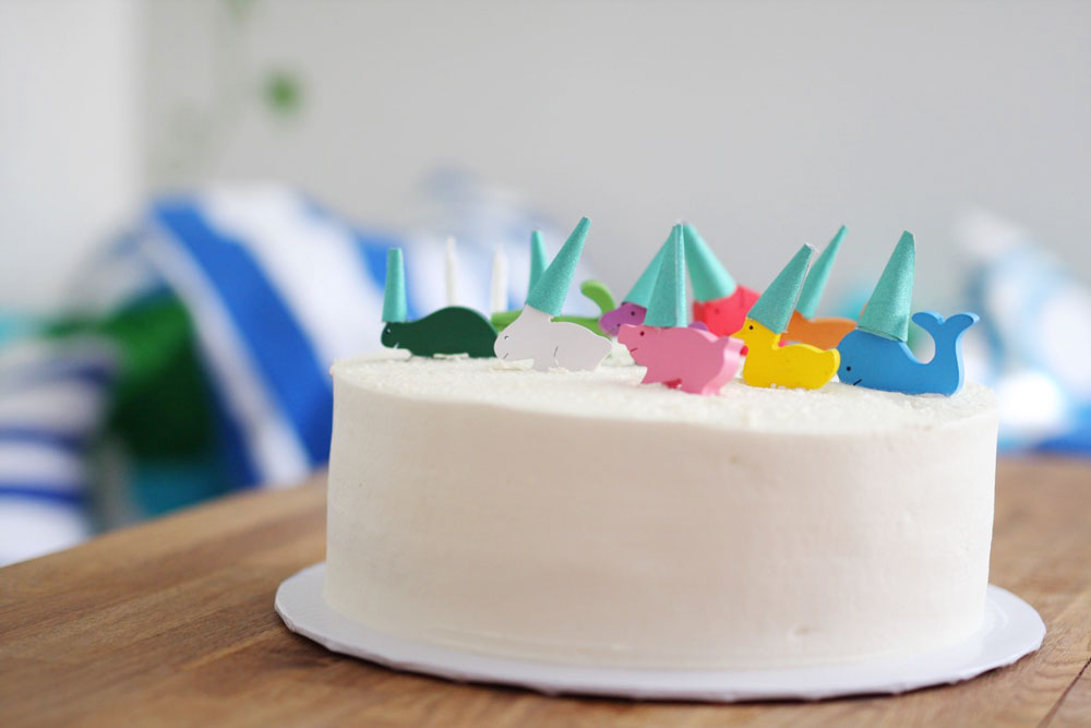Jestcafe.com--Max's-birthday-cake4