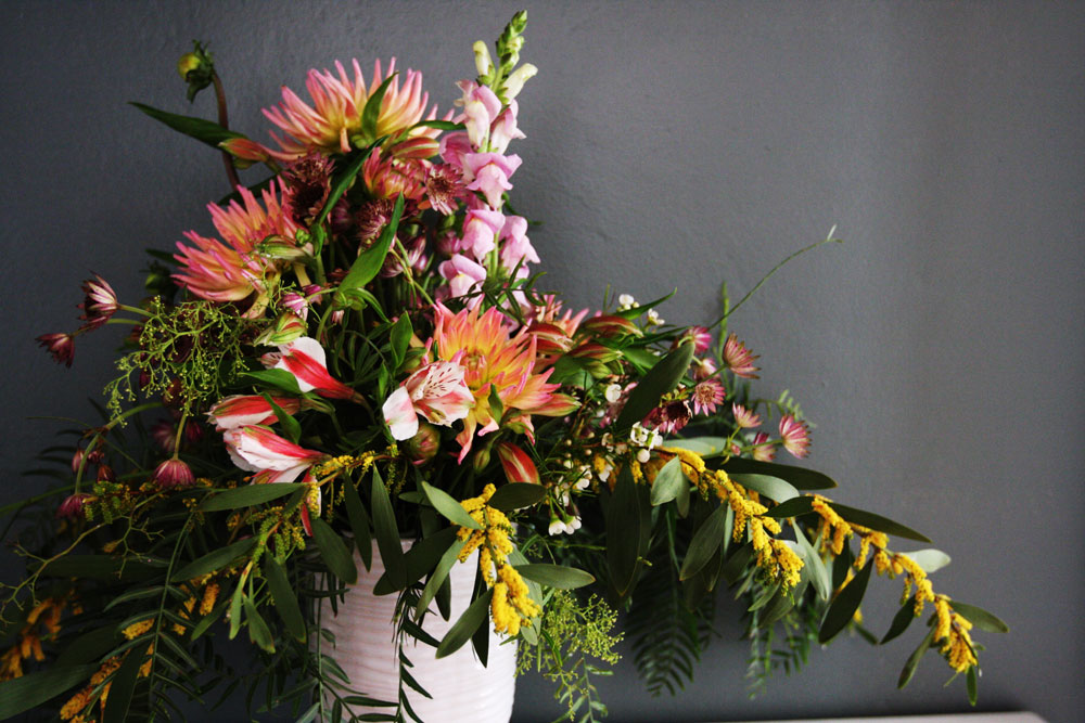 jestcafe.com-flower-arrangements3