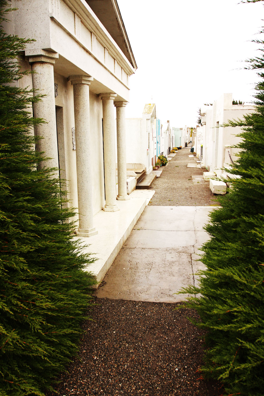 jestcafe--Punta-Arenas-Cemetery36